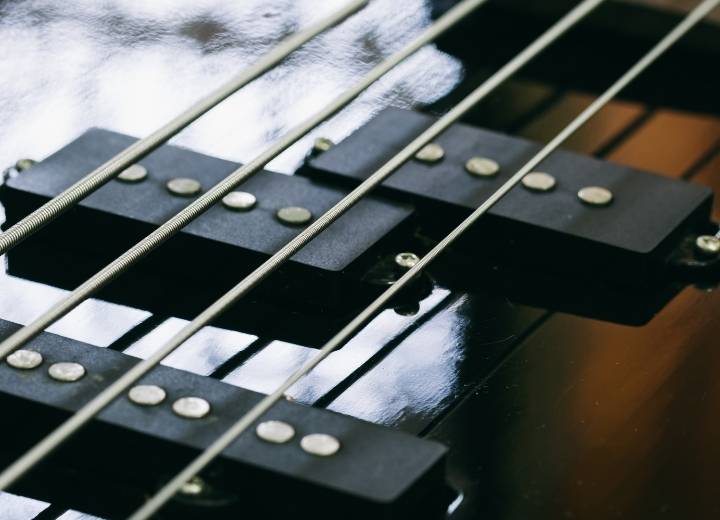 Active vs Passive Bass For Recording: Differences and Which To Choose