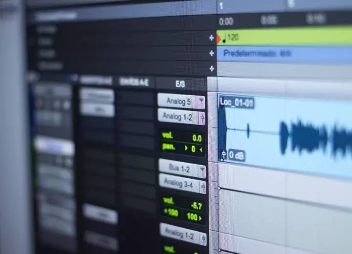 Recording Volume vs Playback Volume: All You Should Know