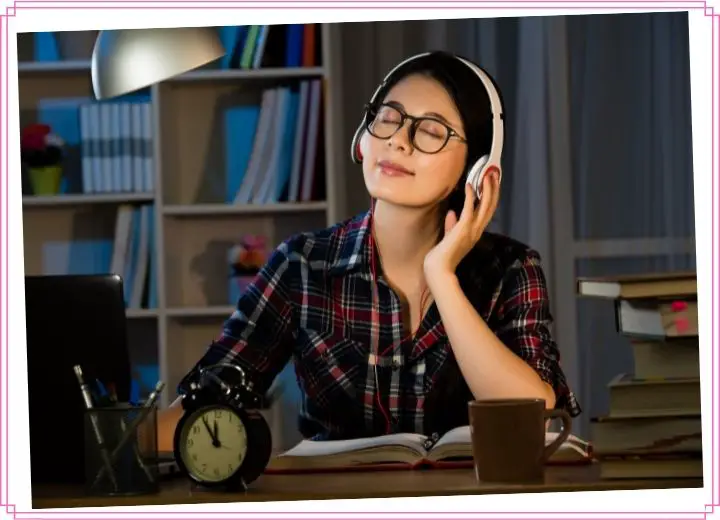 How to Find The Best Playlists for Studying on Spotify, Apple Music, YouTube