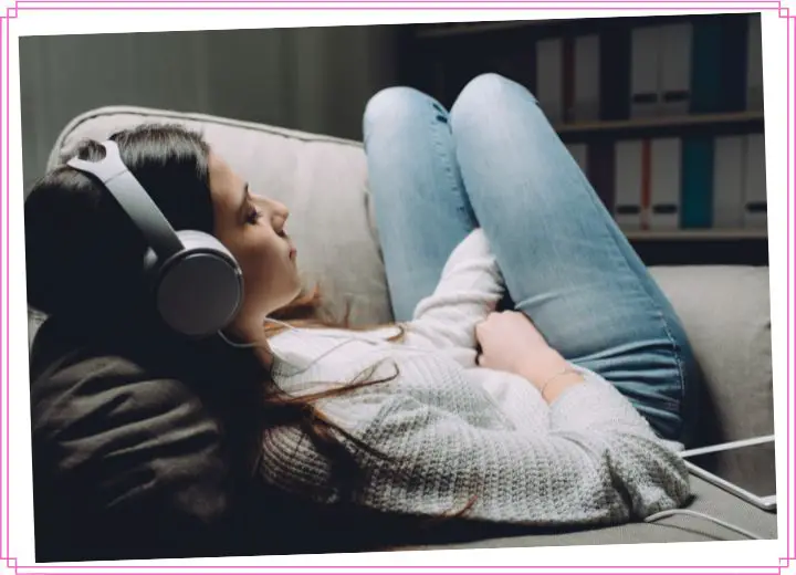 How To Cope With Study Stress? Listen to Music – Best Way To Reduce Study Stress