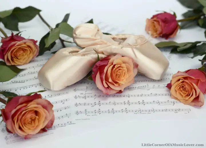 21 Incredible Famous Songs Famous About Roses - Songs With Roses In The Lyrics & Title