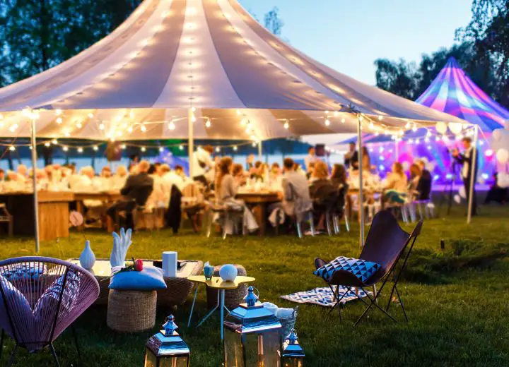 How To Make Wedding Celebrations Worth It With Live Bands